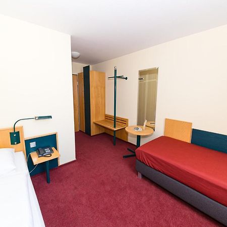 Akzent Parkhotel Trebbin Eksteriør bilde