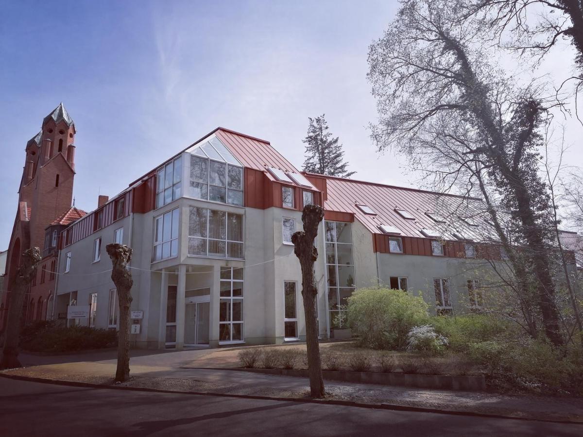 Akzent Parkhotel Trebbin Eksteriør bilde