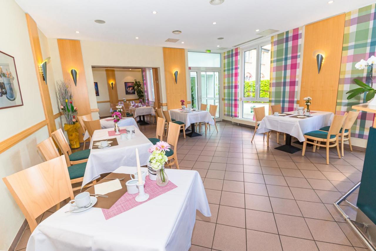 Akzent Parkhotel Trebbin Eksteriør bilde