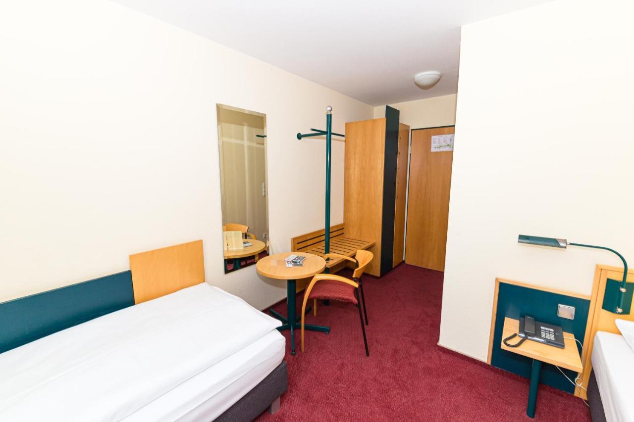 Akzent Parkhotel Trebbin Eksteriør bilde