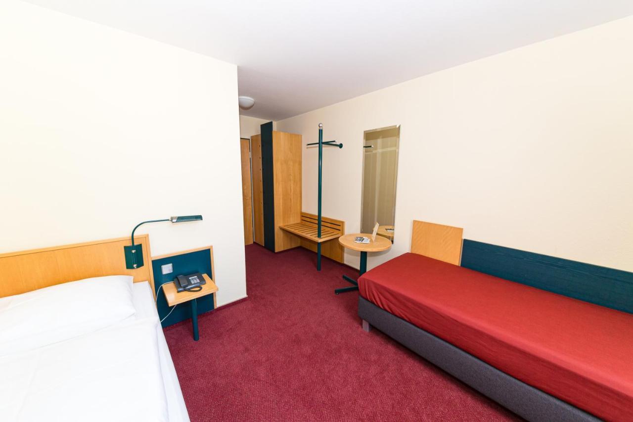 Akzent Parkhotel Trebbin Eksteriør bilde