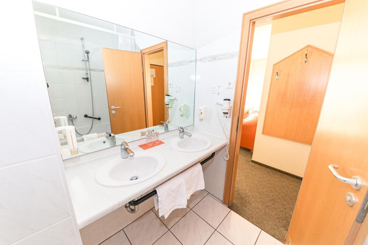 Akzent Parkhotel Trebbin Eksteriør bilde