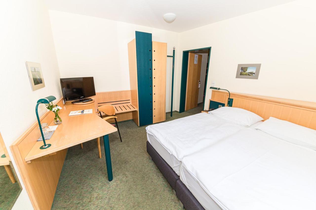 Akzent Parkhotel Trebbin Eksteriør bilde
