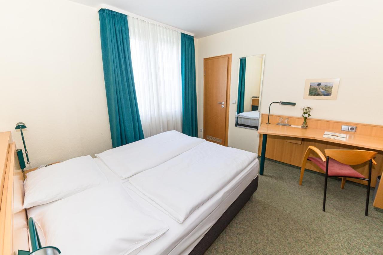 Akzent Parkhotel Trebbin Eksteriør bilde